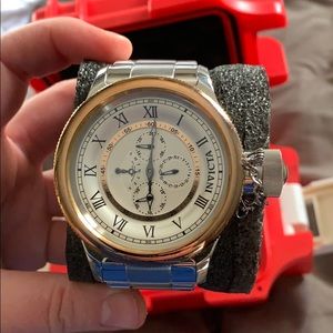 Invicta men’s silver with rose gold watch!